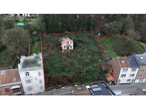 Terrain. poss. de construire à 6% à côté de la gare de Huy!