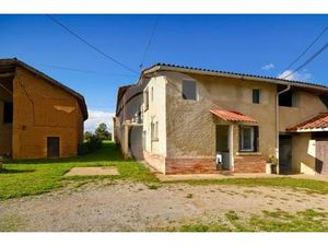 Maison à fort potentiel avec deux habitations et dépendances sur 5 000 m² à Nègrepelisse