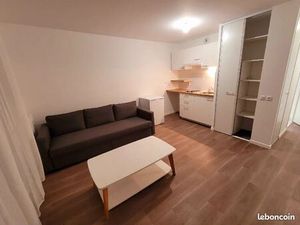 Studio 1 pièce 28 m²
