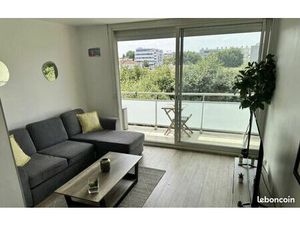 Chambre 1 pièce 95 m²