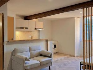 Studio meublé plein centre