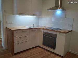 T2 lumineux dans la cité médiévale de Gourdon