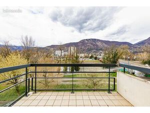 Location T1bis meublé campus