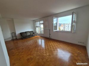 T3 meublé 60 m² avec balcon – Bourgoin-Jallieu