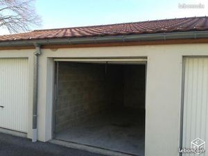 Garage neuf  box  garde meuble
