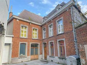 Bel appartement de caractère au centre-ville