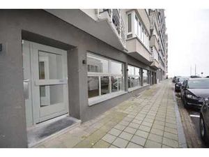 Grande propriété commerciale au casino.