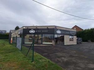 Bâtiment commercial