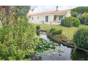 Maison Saint-Sulpice-de-Royan m² T-6 à vendre  468 000 €