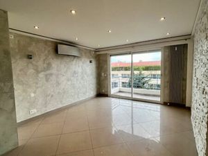 Location appartement 3 pièces  59.14m²  Cannes