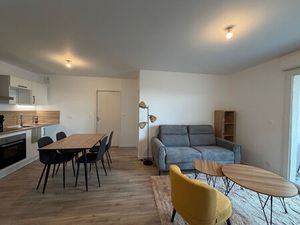 Appartement MEUBLE Deville Les Rouen 2 pièces 45.39 m2