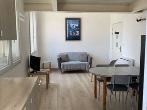 Duplex original meublé de 45m2 situé au Pontet dans une résidence calme