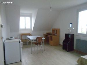 Loue studio meublé