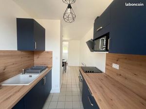 Location MEUBLÉE Petite maison Bias