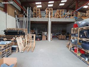 Entrepôt 200 m2
