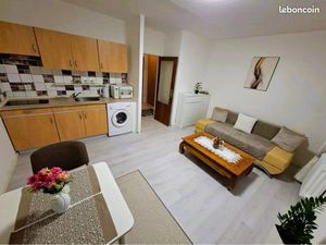 Location studio entièrement meublé