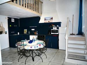 Grand studio Centre ancien avec petite terrasse