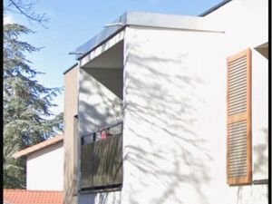 Superbe F1 dans petite résidence récente