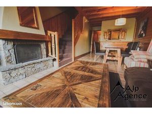 Triplex 5 pièces 99 m²