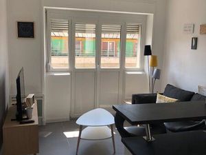 T2 meuble 33m2  centre ville  710 cc