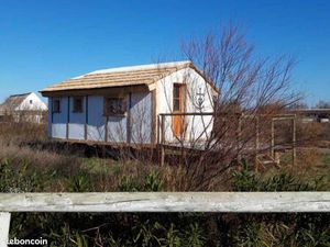 Bellegarde loue p2 meublé