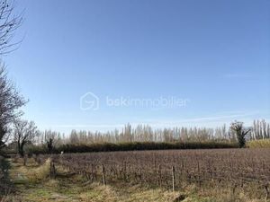 Terrain agricole 35 235 m² Claira
