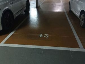 Place de parking souterrain