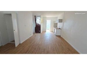 Location maison de ville type T3 avec jardin et sous sol de 40m2