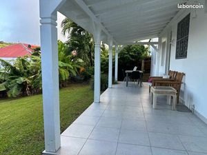 F2 avec jardin à louer à Desmarais basse terre