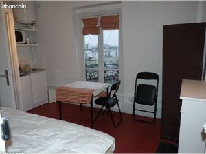 Neuilly - Très agréable chambre de service de 12 m2