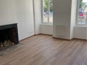 Appartement centre Montbron