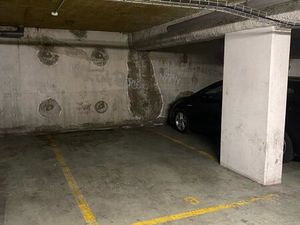 Place de parking à louer - Avenue de Verdun