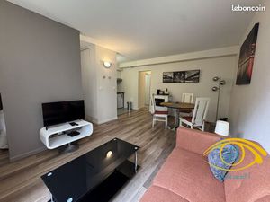 Studio 1 pièce 33 m²