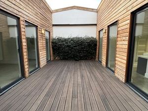 Appartement 7 pièces 214 m²