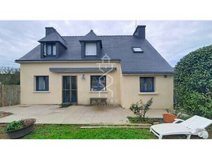 EXCLUSIVITÉ RIANTEC : Maison individuelle avec jardin – Beau