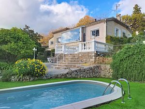 VENCE Quartier recherché  calme absolu  proche centre-vill