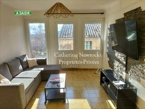 Charmante maison de village T3 avec 2 terrasses et grand garage 149 000