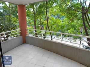 Appartement à louer 2 pièces 48.16 m² - Nîmes (30) - 646€