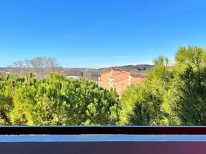 Location appartement 1 pièce 17 m² à Aix-en-Provence (13080)