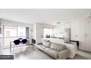 Bel appartement 3 pièces à Paris (75012) - Nation - Refait