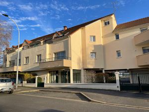 Appartement rez-de-jardin 3 pièces de 71 m2 avec garage  par