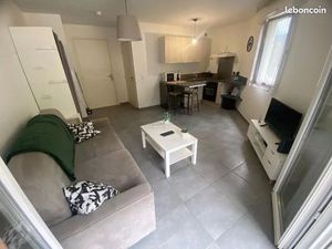 Studio 1 pièce 26 m²