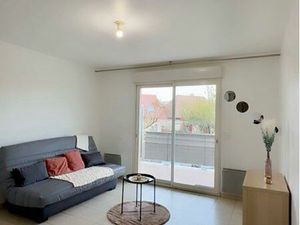 Studio meublé 31m2 ~ Balcon + parking couvert