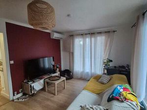 Studio boutonnet/ fac de pharmacie 810