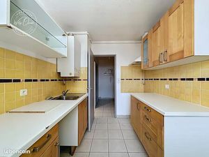 Appartement 38m² Location Toulon Saint Roch ( 83 - Var)