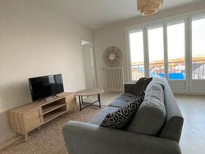 Appartement meublé 48 m² – Balcon  ascenseur  vue dégagée – Bourges