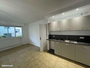 Appartement 2 pièces 32m2 - Dijon Appartement 2 pièces 32m2 DIJON - 14 rue des Fleurs