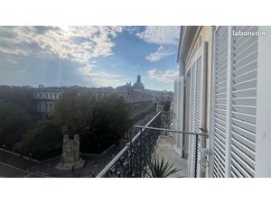 Studio Préfecture 27 m2  balcon avec vue superbe  cuisine séparée