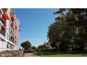 Royan Centre / Le Chay - Grand studio 35 m² (+ loggia) rénové meublé - Résidence standing