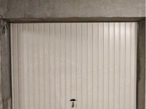 Garage / box plein centre Albens